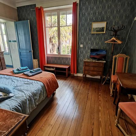 La Garenne Bed and Breakfast Bricquebec Εξωτερικό φωτογραφία